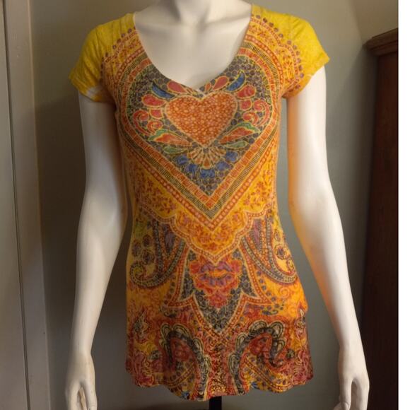 Miken Yellow Hippie Heart Longline Tee V Neck Dopamine Boho Festival Medium - Picture 8 of 10